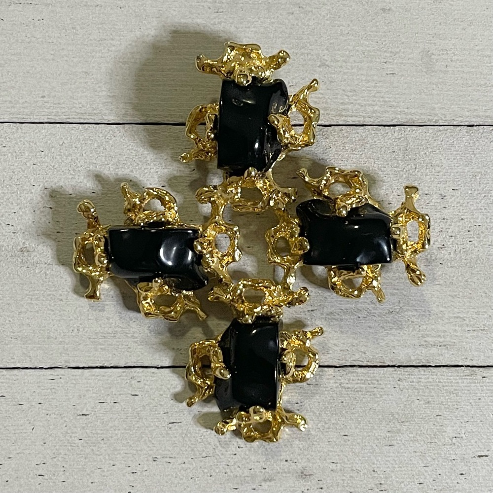 IVANA Vintage Ivana Trump Gold Tone Brutalist Signed Cross Pendant